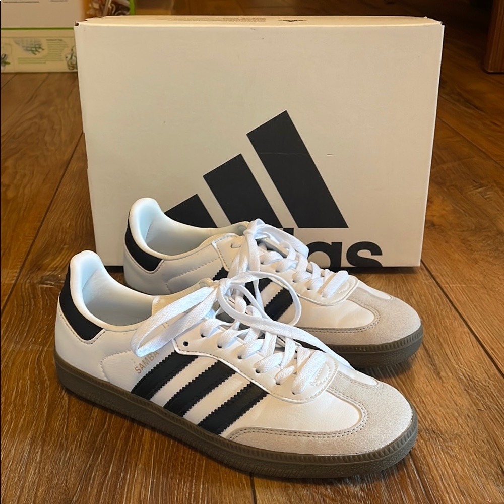 Adidas OG Women’s Sambas